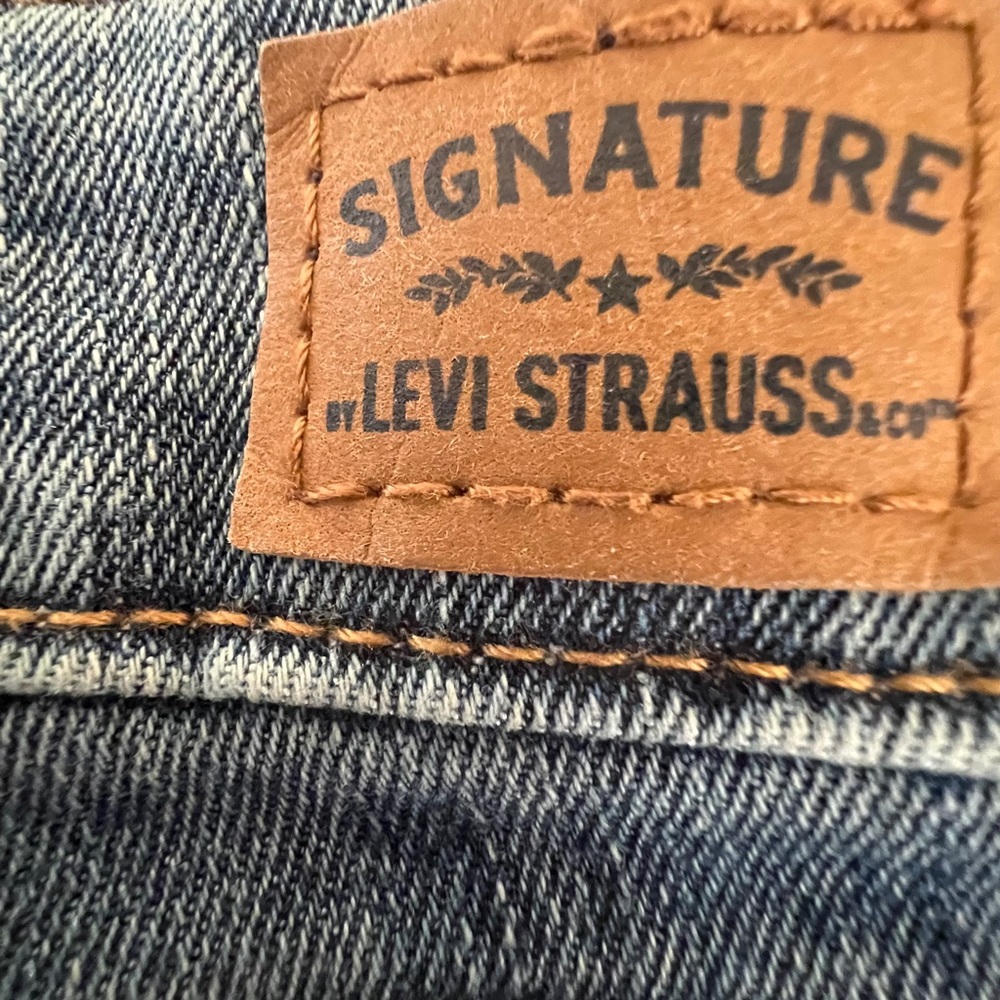 Levi jeans - Picture 3 of 5